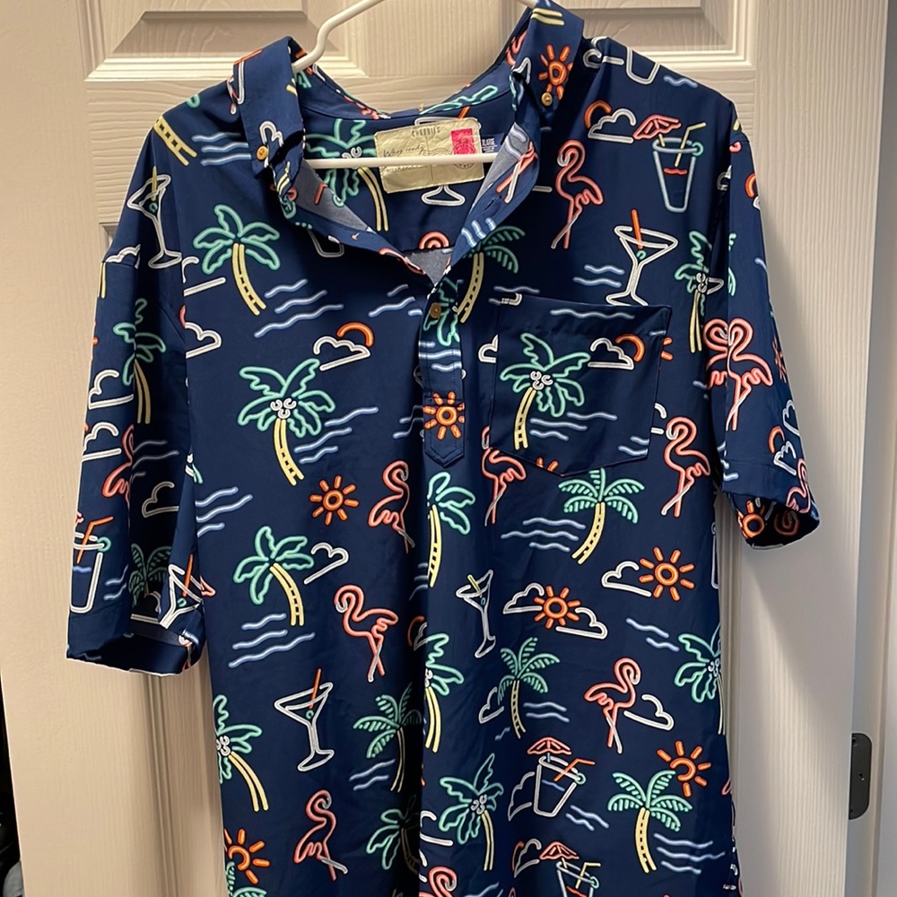 Chubbies brand XL pullover party shirt